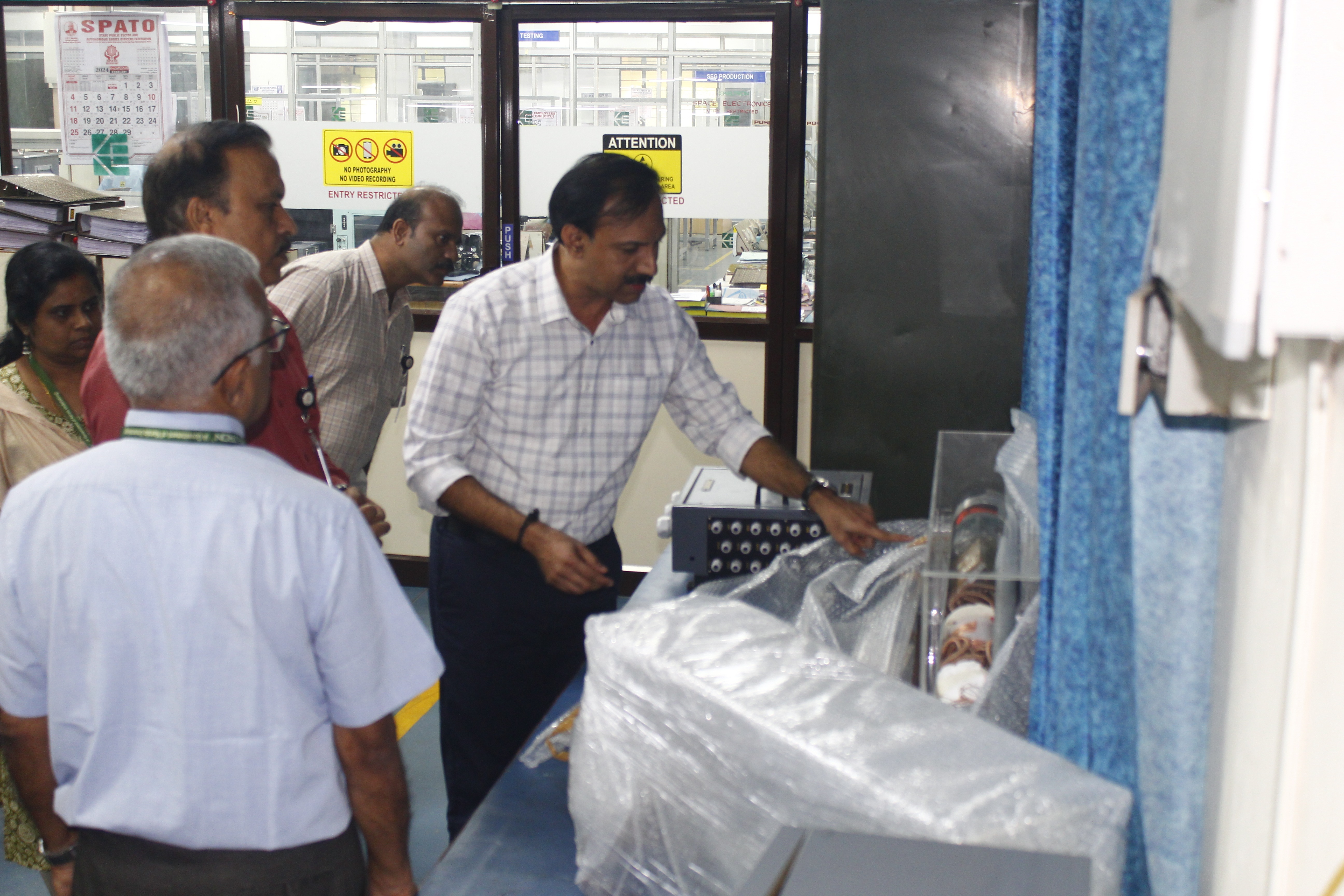 Visit of Director ISRO Dr.Unnikrishnan Nair at KEC, Krakulam on 17-12-2024